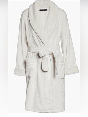 Natori Plush Fleece Robe bone off white cream small NWT